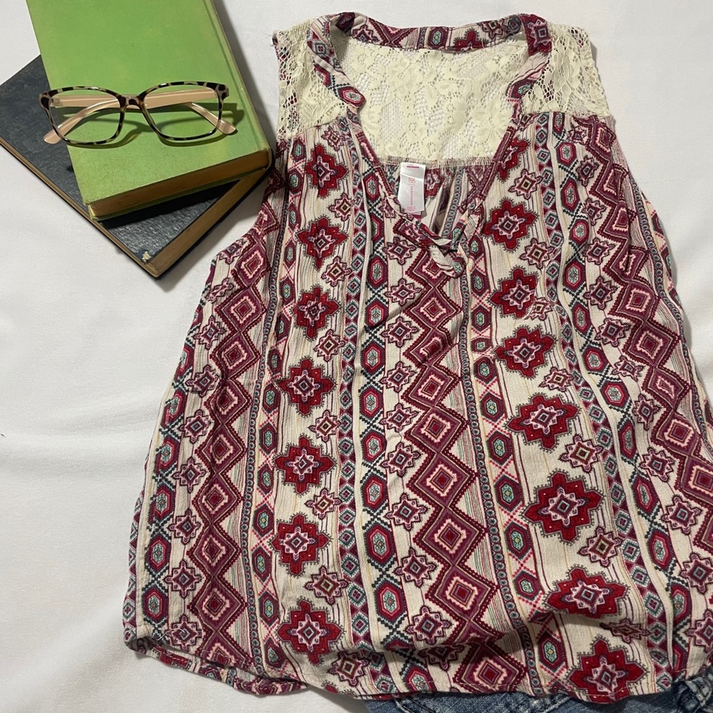 Sleeveless blouse